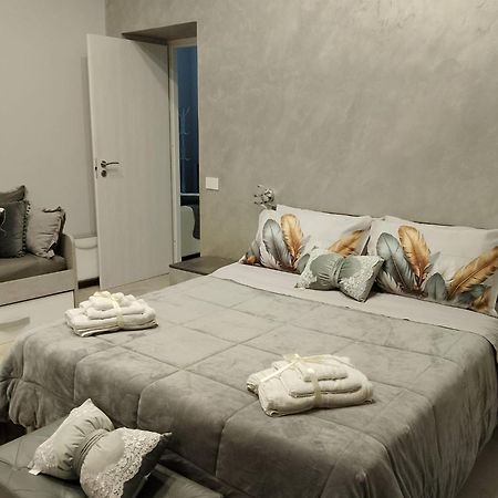 דירות Mary House Napoli Centro מראה חיצוני תמונה