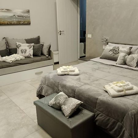 דירות Mary House Napoli Centro מראה חיצוני תמונה